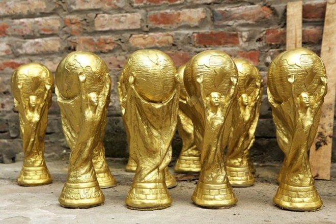 Xưởng sản xuất cup vàng World Cup tại Hà Nội được xuất sang Nga