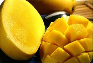 Cách chọn các loại hoa quả mùa hè không chứa hóa chất