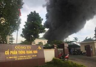 Cháy lớn tại Công ty nhựa thông ở Quảng Ninh