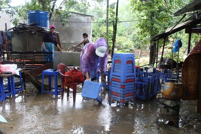 Sau mưa lớn, lũ quét ở Hà Giang còn lại những lớp bùn non8