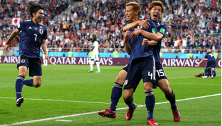 Chơi phản cảm 15 phút cuối nhưng Nhật vào vòng 1/8 nhờ fair-play