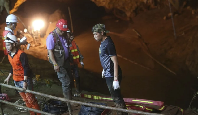 Lực lượng quân sự Mỹ và Anh vào cuộc giải cứu đội bóng Thái biến mất trong hang động