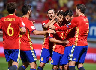Thua đau Nga, cầu thủ Tây Ban Nha nói lời chia tay đội tuyển quốc gia