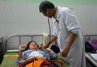 Triệu tập 2 người đánh cô giáo mầm non thủng màng nhĩ ở Quảng Nam