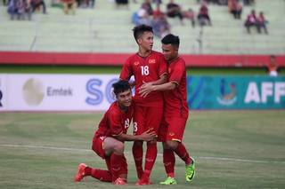 HLV Hoàng Anh Tuấn nói gì khi U19 Việt Nam thắng đậm đối thủ?