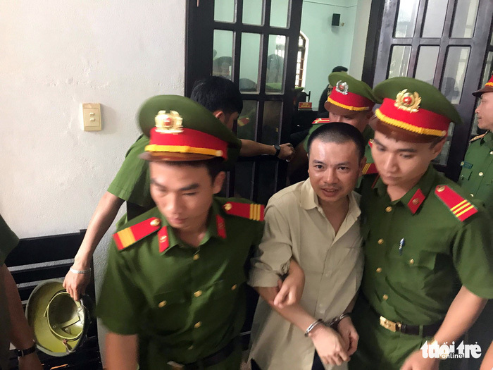 Hàng xóm viết đơn xin miễn tội chết cho tử tù Đặng Văn Hiến