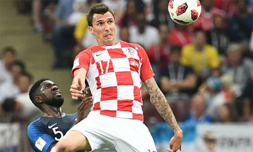 Mandzukic của Croatia tạo ra dấu ấn phản lưới nhà đau đớn nhất lịch sử World Cup
