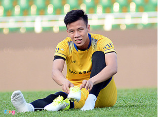 Bất ngờ với lý do HLV Park Hang Seo loại Quế Ngọc Hải khỏi U23 Việt Nam