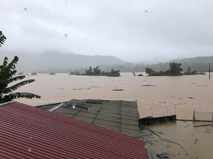 ​Nhiều địa phương trên địa bàn tỉnh Lào Cai cũng đang chịu ảnh hưởng nặng nề của mưa bão