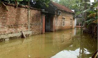 Nước lũ tràn đê, Hà Nội khẩn trương sơ tán dân tới vùng an toàn