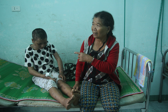 Anh trai cô gái bị tra tấn ở Gia Lai: 'Khi nhận ra, ai cũng ôm nó và khóc'