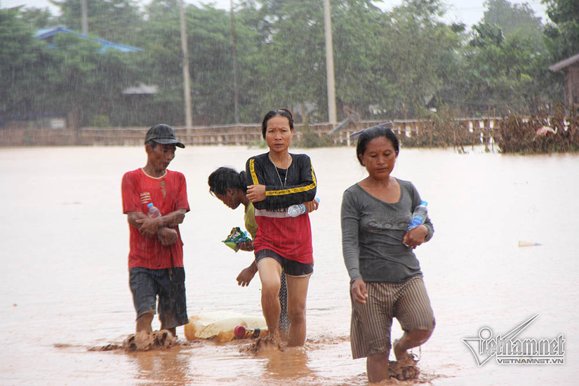 Vẫn còn 131 người mất tích sau vụ vỡ đập thủy điện ở Lào