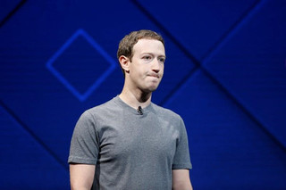 Cổ đông lớn gây sức ép để Mark Zuckerberg ghế chủ tịch Facebook
