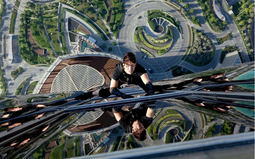 Không chỉ  Nhiệm vụ bất khả thi: Sụp đổ (Mission: Impossible - Fallout), Tom Cruise nhiều lần đối mặt với cái chết 