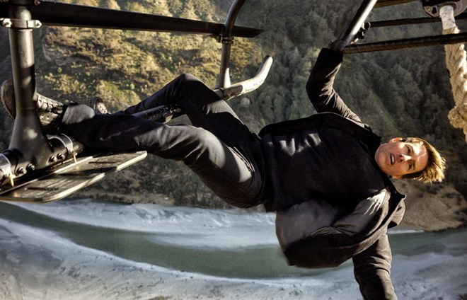 Không chỉ trong Nhiệm vụ bất khả thi: Sụp đổ (Mission: Impossible - Fallout) Tom Cruise còn nhiều lần đối mặt với cái chết 