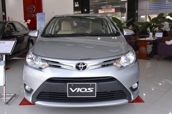 Sedan hạng B tại Việt Nam - nghịch lý của 'thùng tôn di động' Toyota Vios