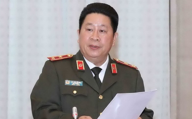 Cách hết chức vụ Đảng đối với trung tướng Bùi Văn Thành 