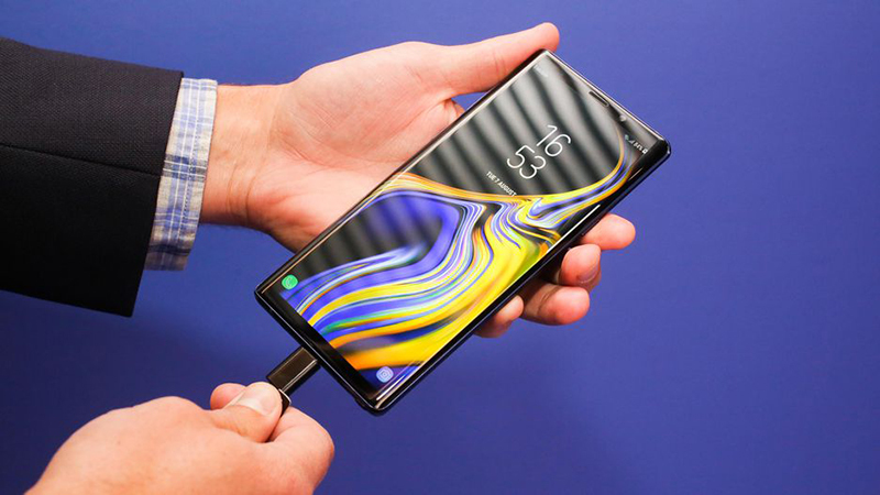 Đã mắt ngắm Galaxy Note 9 màn hình khổng lồ, giá cực chát2