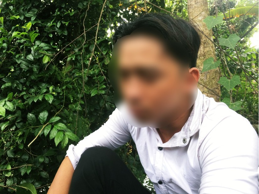 Vụ thảm án ở Tiền Giang: Người cha ngã quỵ, khóc rưng rức bên vệ đường