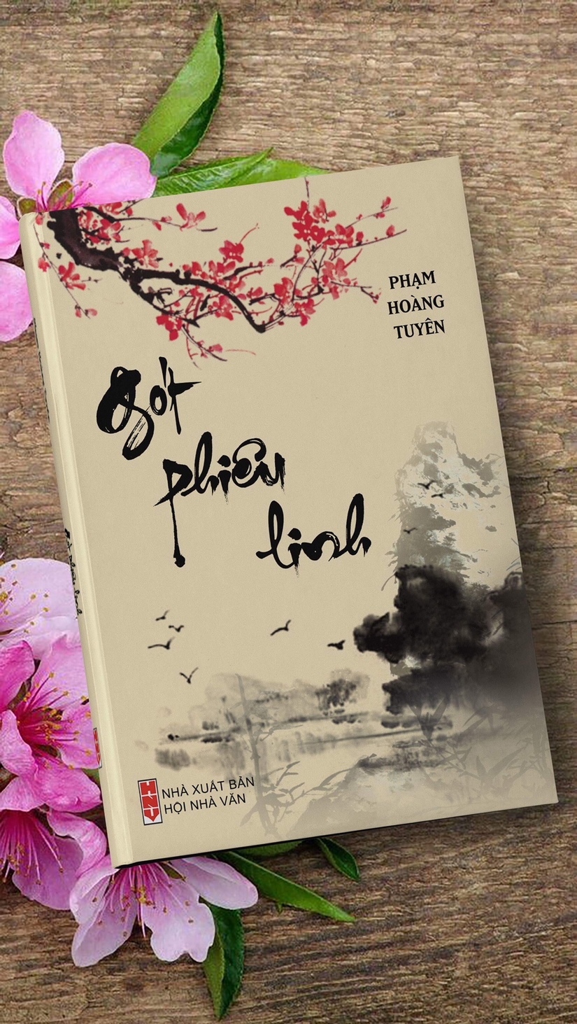  Phạm Hoàng Tuyên ra mắt 3 tập thơ làm từ thiện