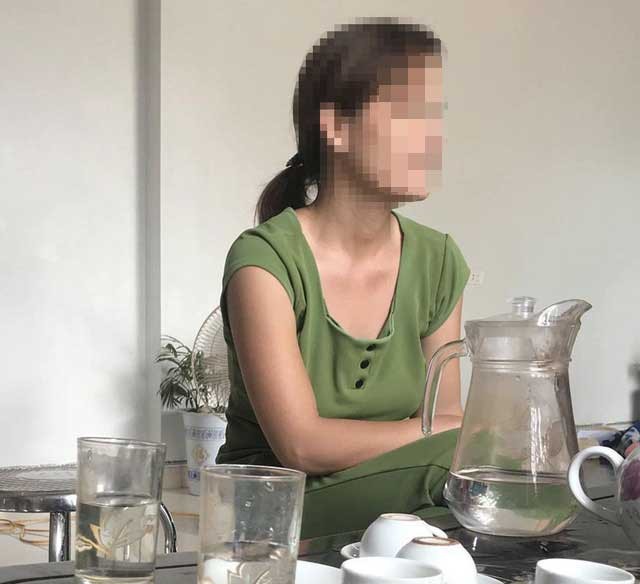 Vợ y sĩ bị nghi để lây HIV cho 42 người ở Phú Thọ suy sụp, sút 5 cân