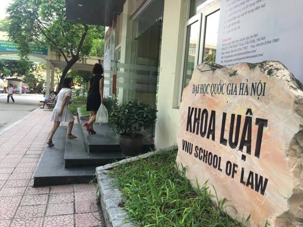  Tiến sĩ luật, giảng viên ĐH Quốc gia Hà Nội bị tố gạ gẫm sinh viên 3
