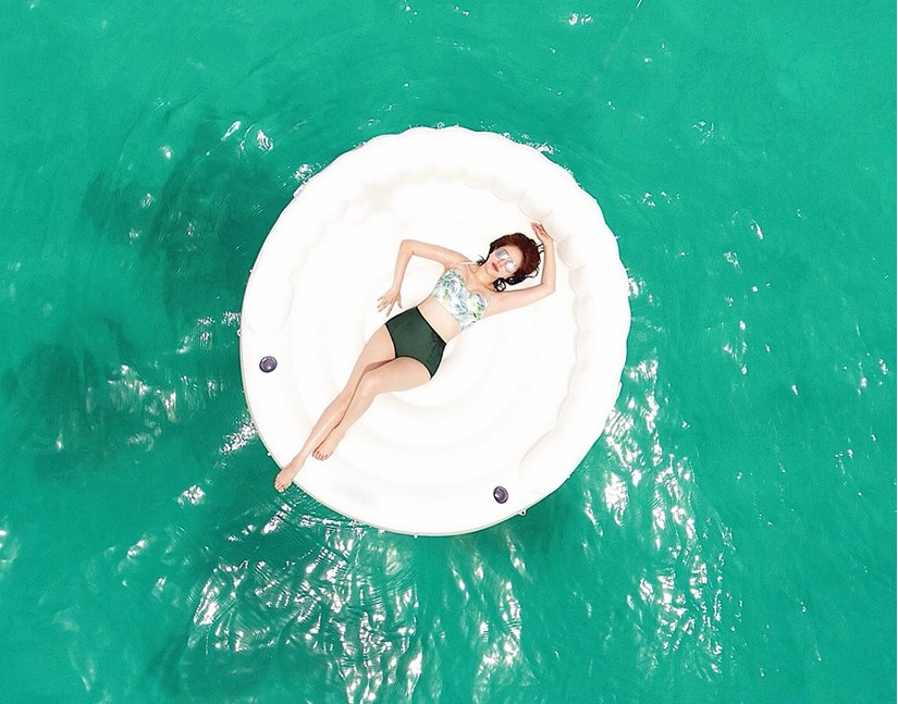 Bảo Thy mặc bikini phơi nắng 30 phút để chụp ảnh tại Maldives