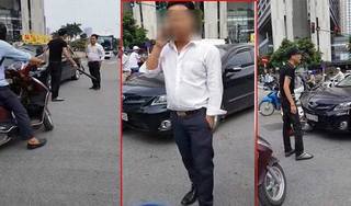 Thông tin bất ngờ vụ tài xế ô tô bị thanh niên dùng điếu cày đánh trên phố Hà Nội