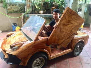 9X Hà Nội thiết thành công 'siêu xe' Lamborghini bằng gỗ, được trả giá 50 triệu đồng