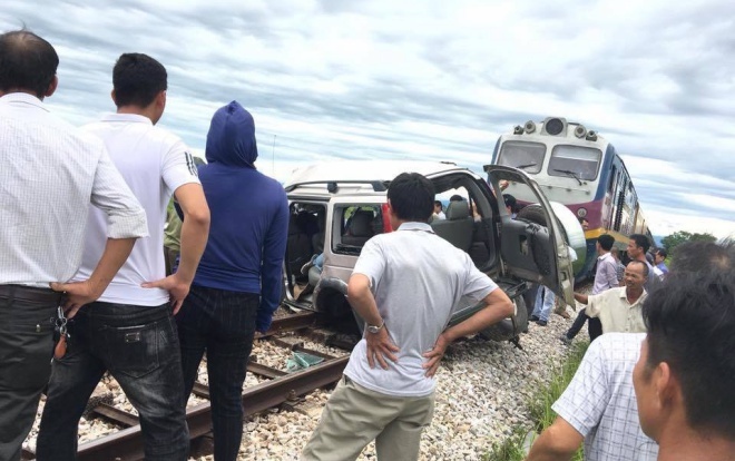 Vụ tai nạn 4 người thương vong ở Nghệ An: Tài xế 7 chỗ nguy kịch