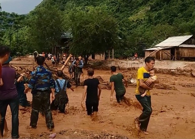 Thanh Hóa: Cơn lũ dữ đi qua để lại khung cảnh tan hoang