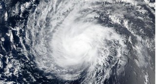 Siêu bão Florence có sức mạnh khủng khiếp đang đe dọa tàn phá nước Mỹ