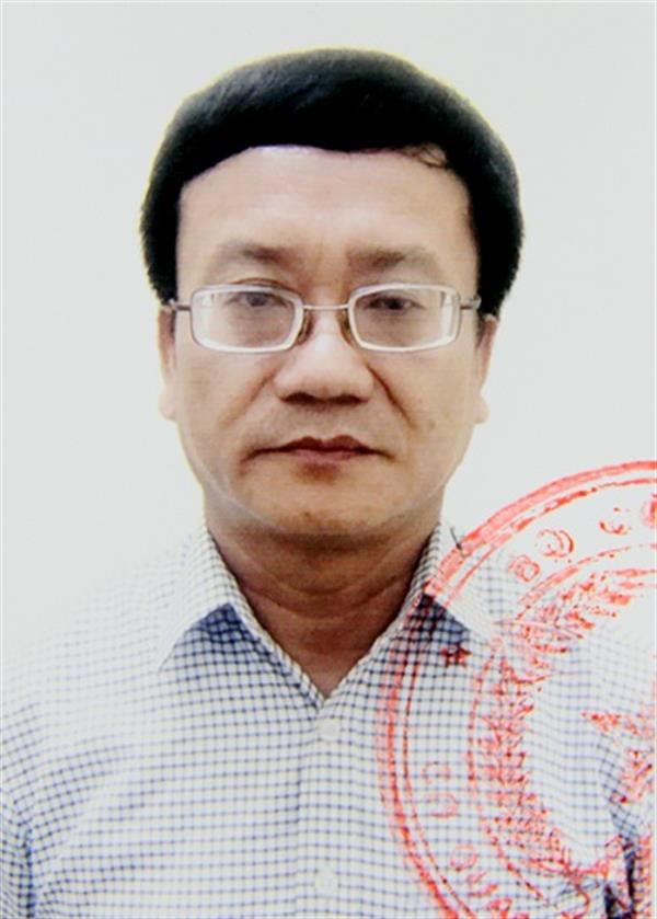 Ông Nguyễn Quang Vinh bị bắt trong vụ nâng điểm thi THPT ở Hòa Bình