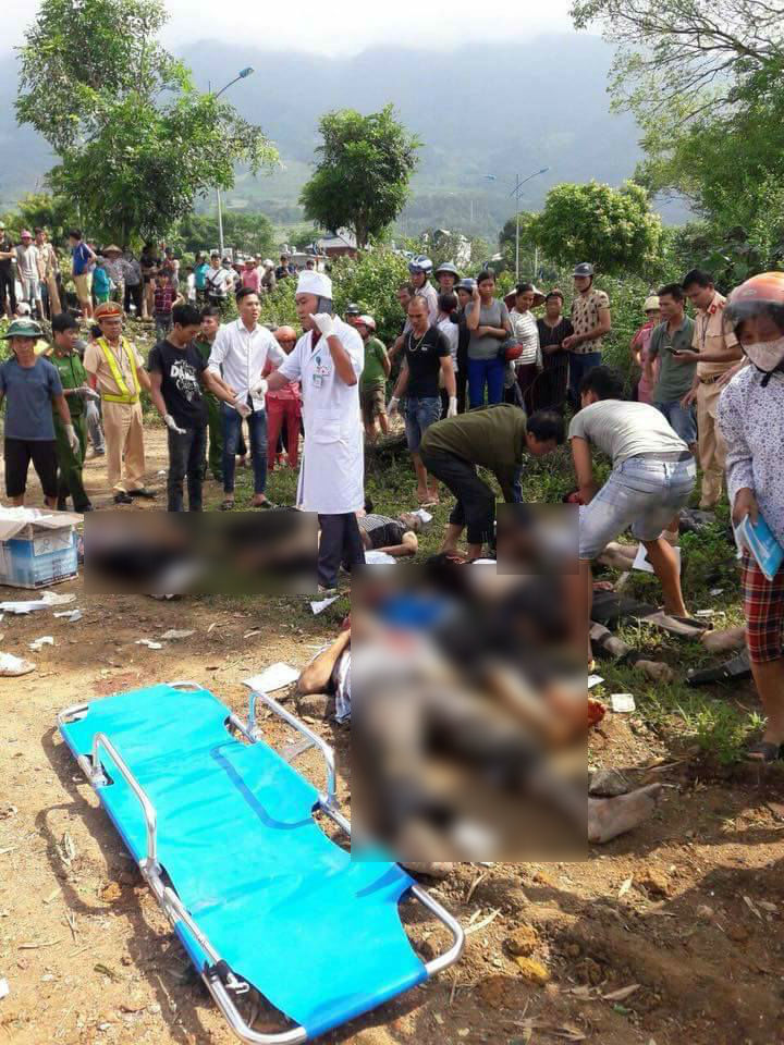 Chùm ảnh tai nạn thảm khốc khiến 15 người thương vong ở Lai Châu