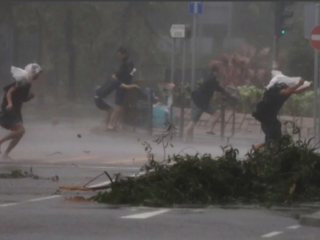 Trung Quốc oằn mình chịu sự tàn phá khủng khiếp của bão Mangkhut