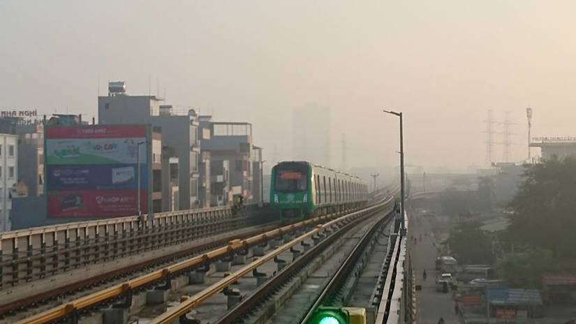 Cận cảnh tàu đường sắt Cát Linh - Hà Đông ngày đầu tiên chạy thử
