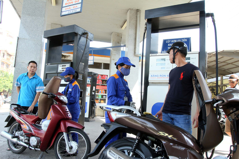 Giá xăng dầu hôm nay 21/9: Nguồn cung giảm, thị trường tăng giá