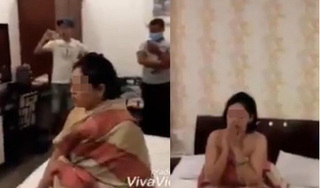 Vào khách sạn với chồng của dì bị bắt quả tang, cháu gái quỳ gối: 