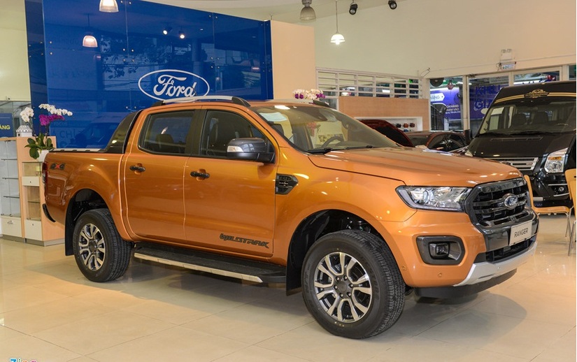 Ford Ranger Wildtrak 2019 ề đại lý giá hơn 900 triệu đồng