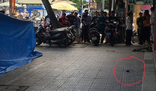 Tiết lộ về vật lạ nghi thiết bị nổ được quăng trước cửa hàng xe máy ở Huế