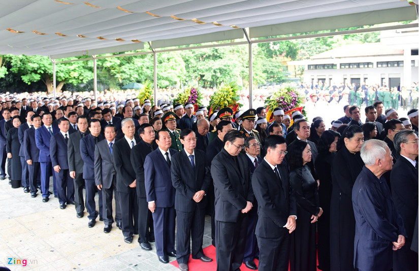Lãnh đạo Đảng, Nhà nước lần lượt vào viếng Chủ tịch nước Trần Đại Quang