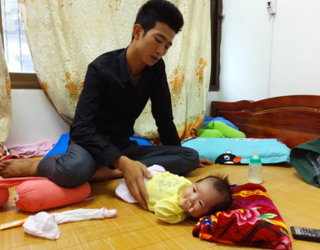 Tuyên Quang: Tắm đêm sau sinh khiến bà mẹ 18 tuổi đột tử, để lại 2 con nhỏ khi chưa đầy 1 tháng