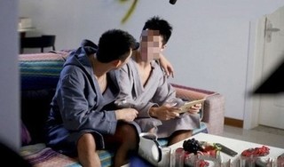 Hải Phòng: Phá ổ mại dâm có 8 thanh niên đồng tính, 'bán thân' cho khách