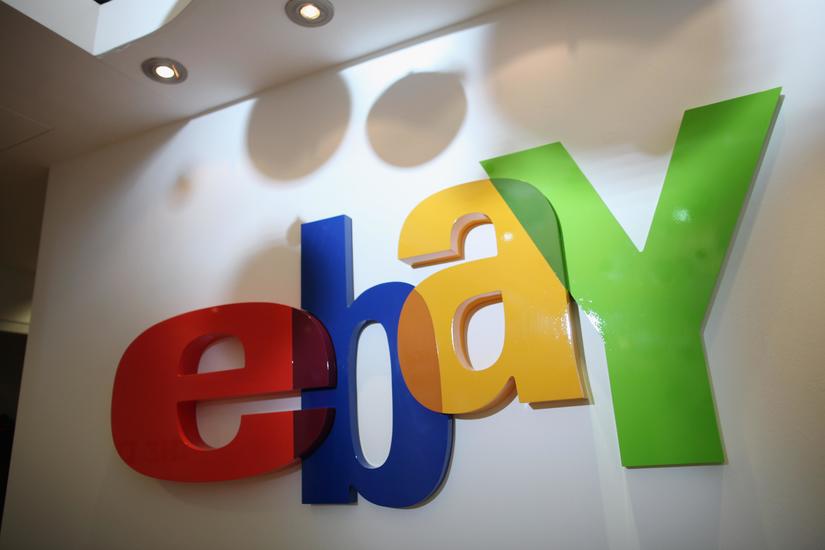 Rao bán bạn gái trên eBay, sốc với giá hơn 2 tỷ được trả