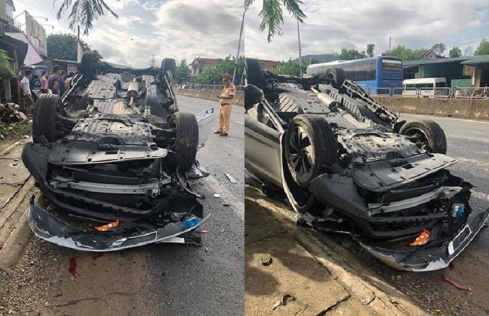 Xe ô tô lật ngửa vợ một phó giám đốc sở tử vong ở Huế 