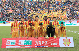 CLB Nam Định nhận thưởng khi đánh bại Hà Nội B, trụ hạng thành công