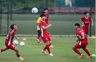 Tuyển Việt Nam 'thi đấu kín' trong 3 trận giao hữu trên đất Hàn Quốc