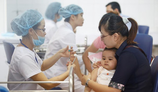 Trẻ mắc sởi tăng cao, Bộ Y tế mở chiến dịch tiêm chủng miễn phí