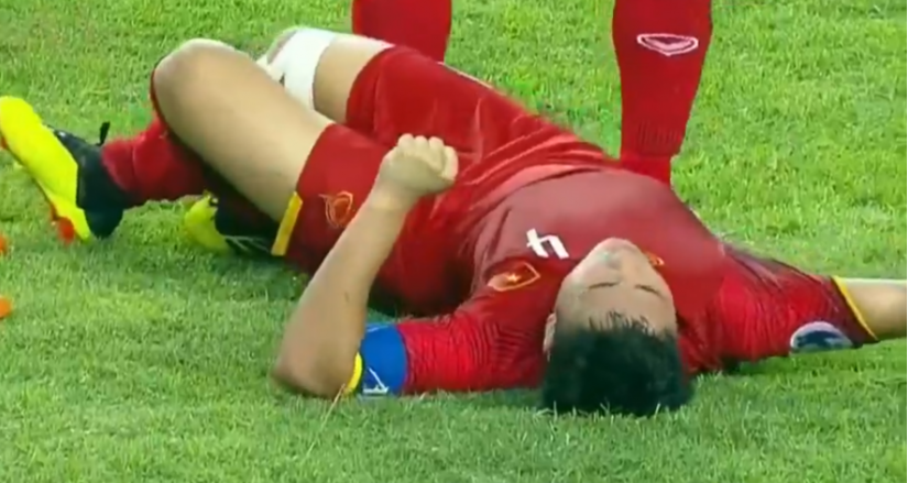 chấn thương của đội trưởng U19 Việt Nam