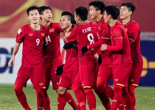 Tiền đạo đội tuyển Việt Nam lọt tốp 6 cầu thủ xuất sắc nhất châu Á 
